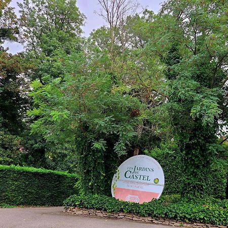 Les Jardins Du Castel Gites Annick Et Jean Paul Saint-Georges-d'Esperanche Exterior foto