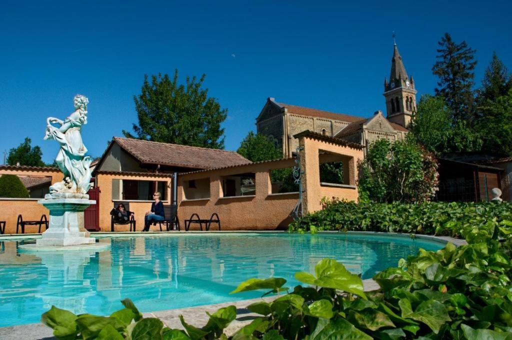 Les Jardins Du Castel Gites Annick Et Jean Paul Saint-Georges-d'Esperanche Exterior foto